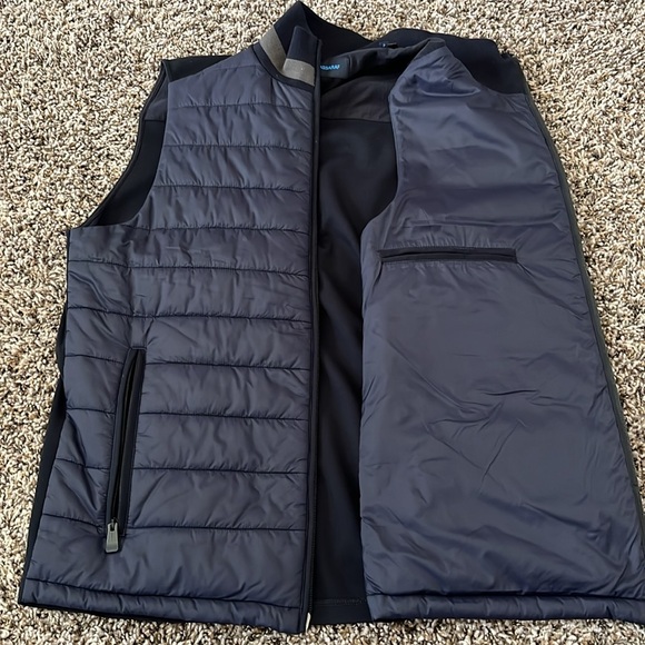 Men’s Vest - Picture 3 of 4